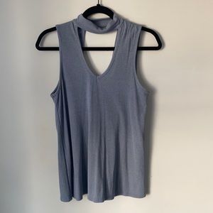 Choker neck knitted top